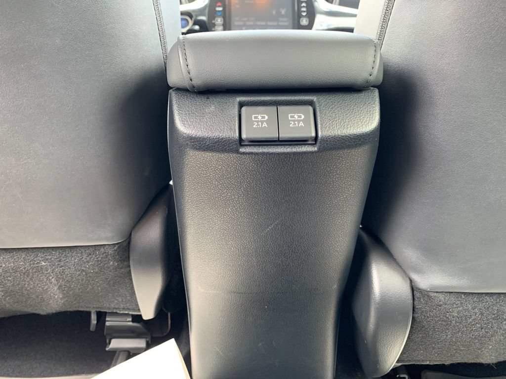 Used 2022 Toyota Prius Prime XLE FWD image 15