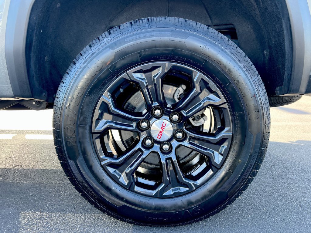 Used 2023 GMC Canyon Elevation w/ Elevation Premium Package AWD/4WD image 26