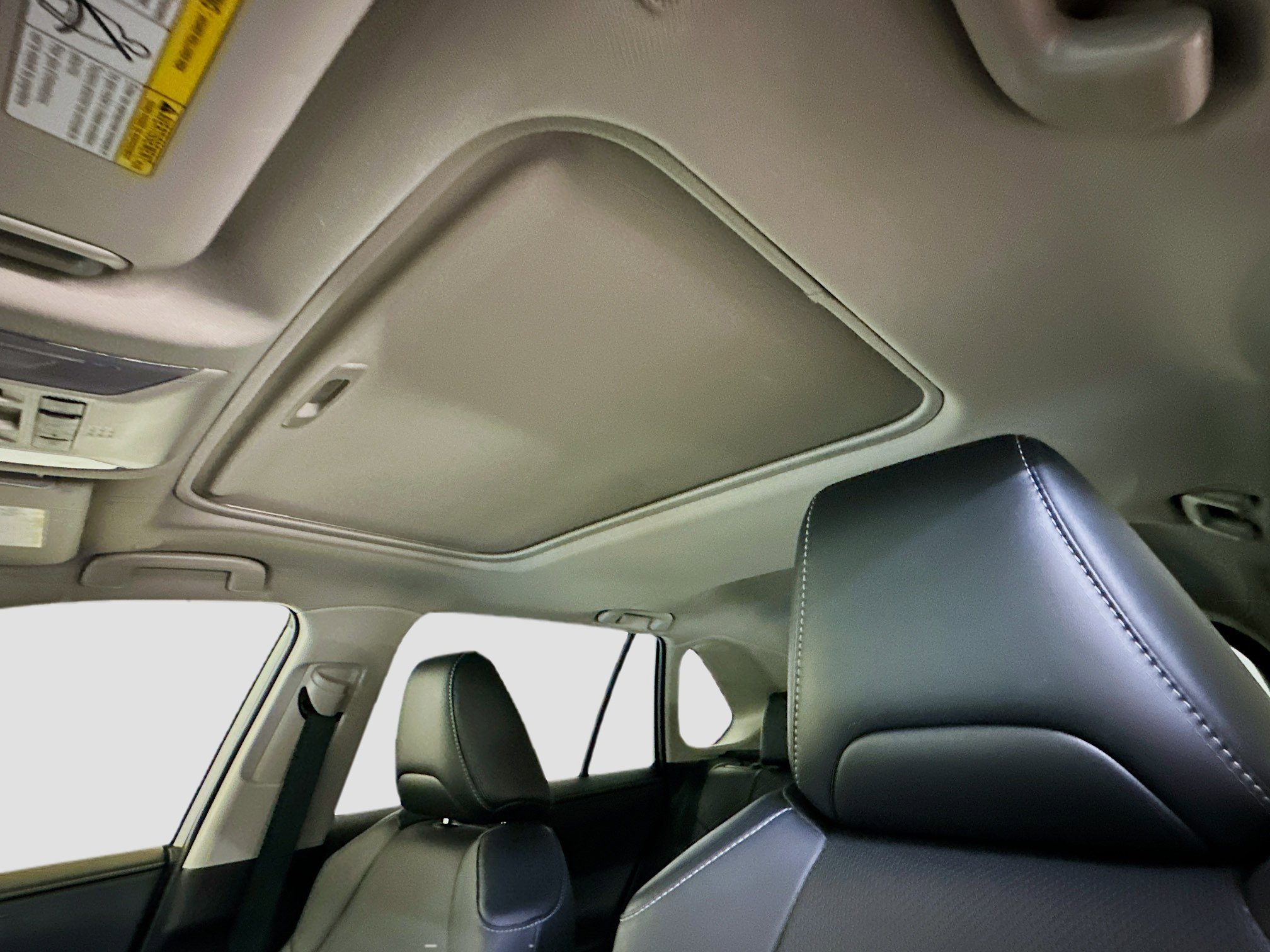 Used 2023 Toyota RAV4 Limited image 27