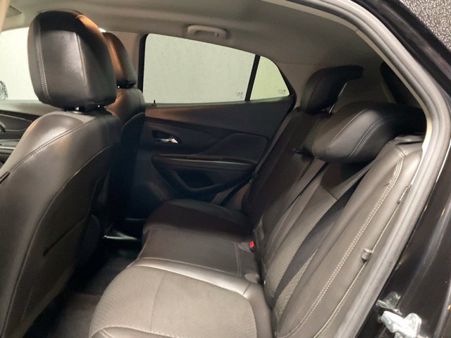 Used 2021 Buick Encore Preferred FWD image 19