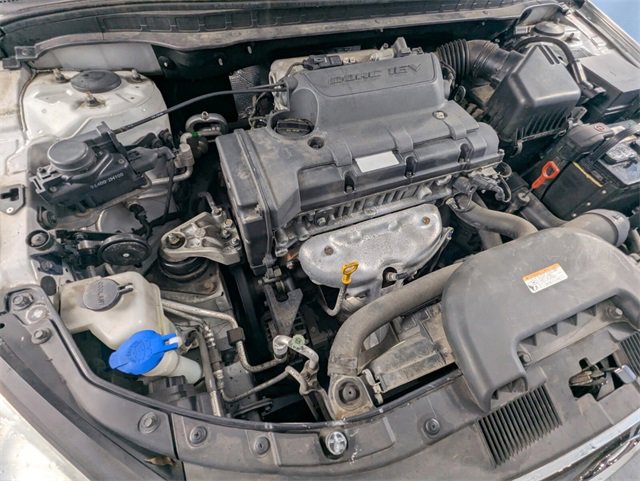 Used 2009 Hyundai Elantra image 16