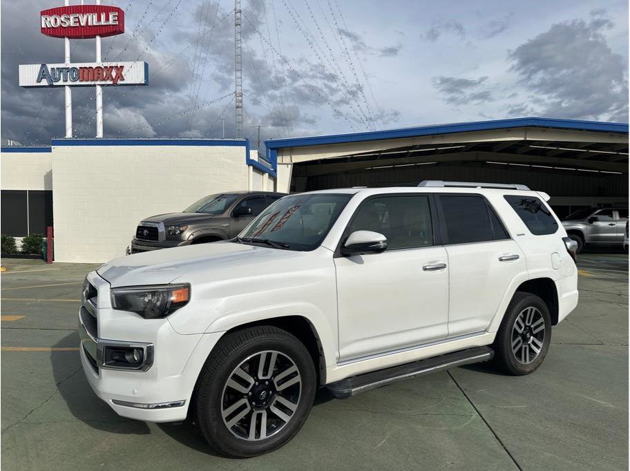 Used 2015 Toyota 4Runner Limited image 1