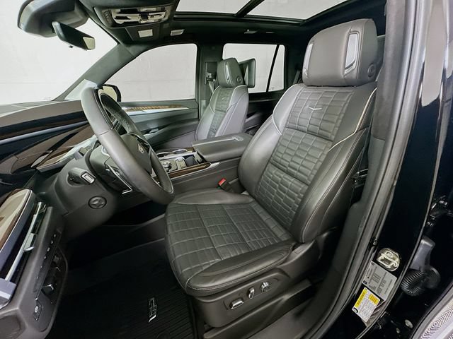 Certified 2025 Cadillac Escalade Sport Platinum w/ LPO, Floor Liner Package AWD/4WD image 20
