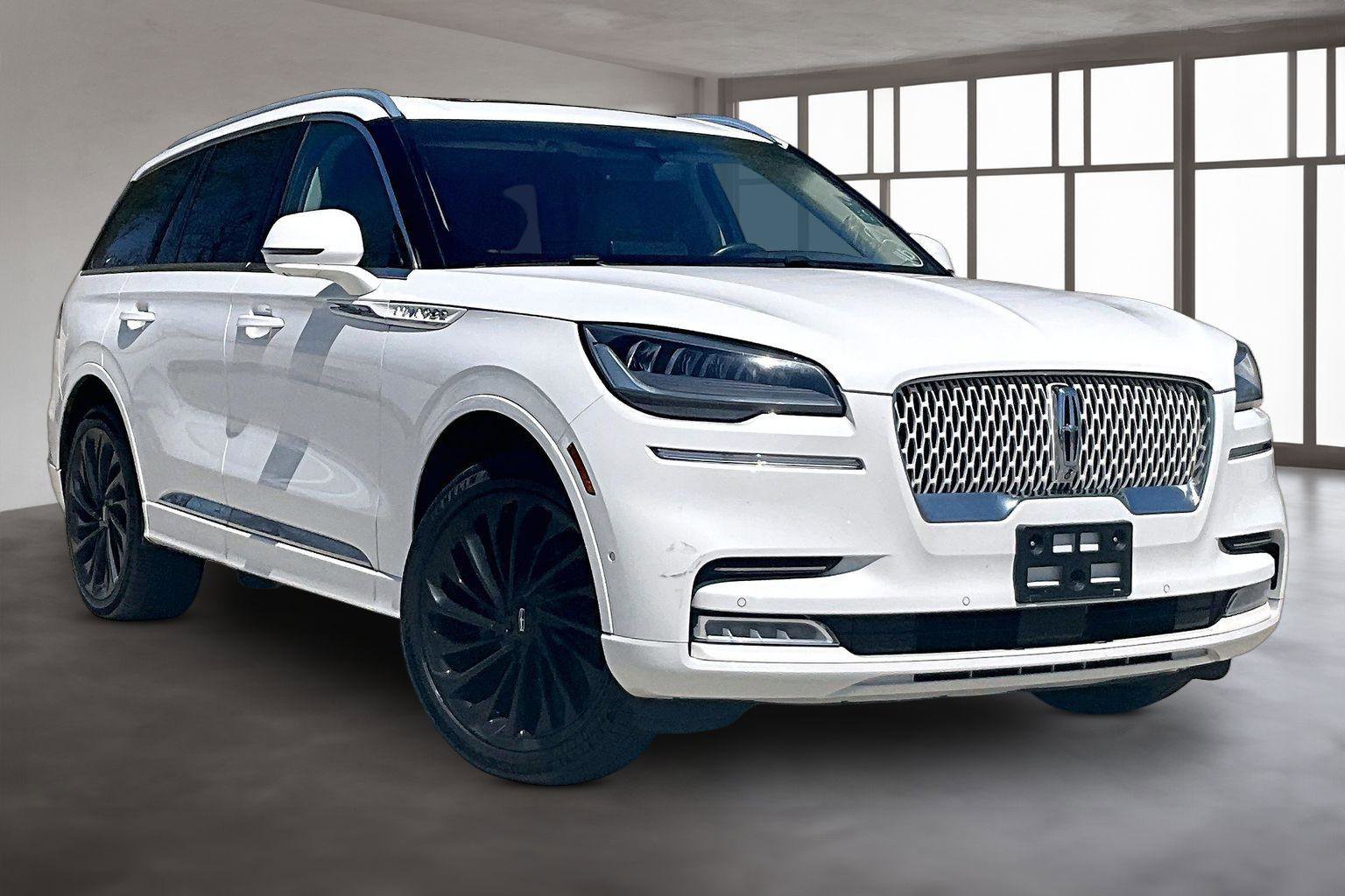Used 2021 Lincoln Aviator Reserve w/ Equipment Group 208A image 12