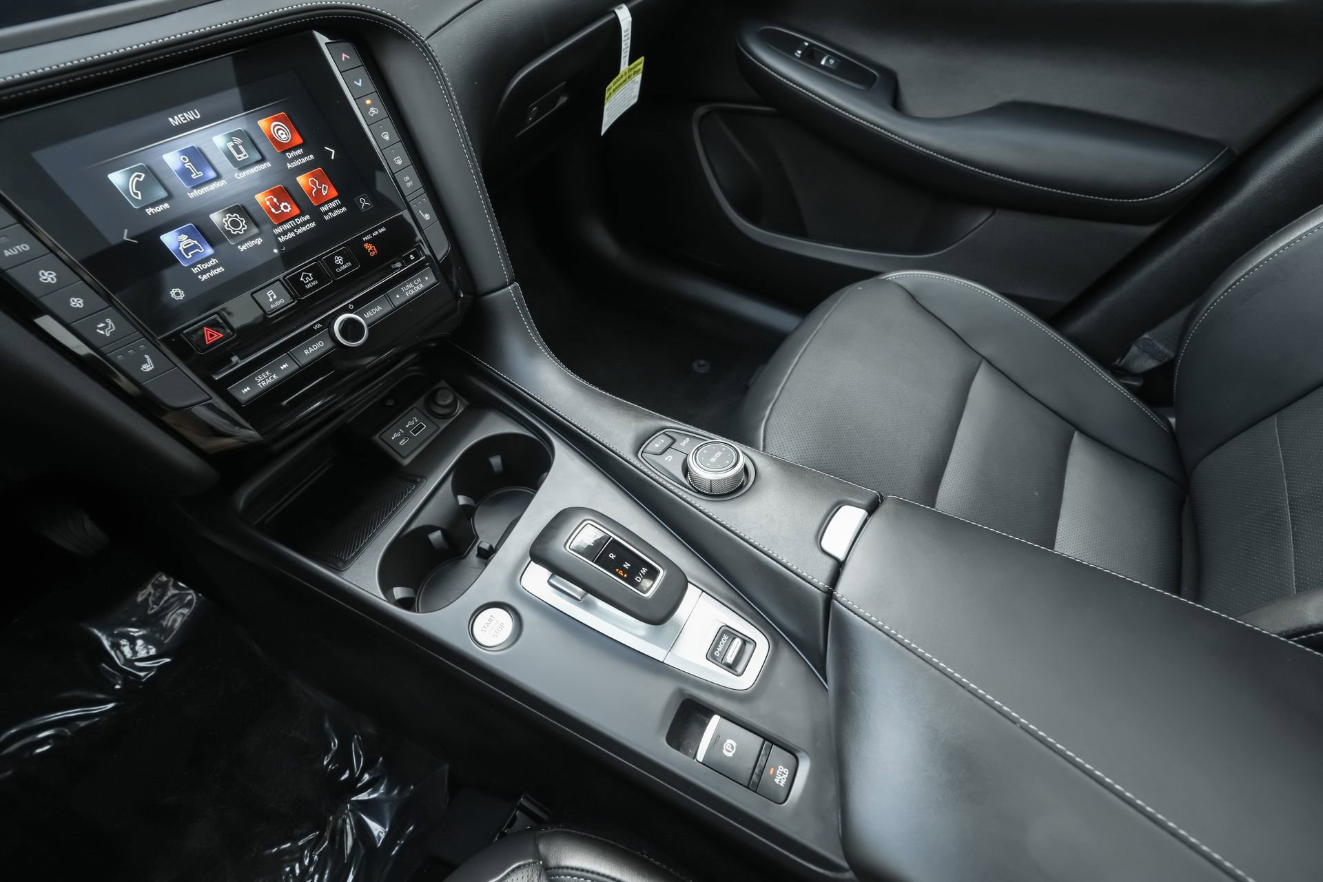 Used 2025 INFINITI QX50 Luxe image 10