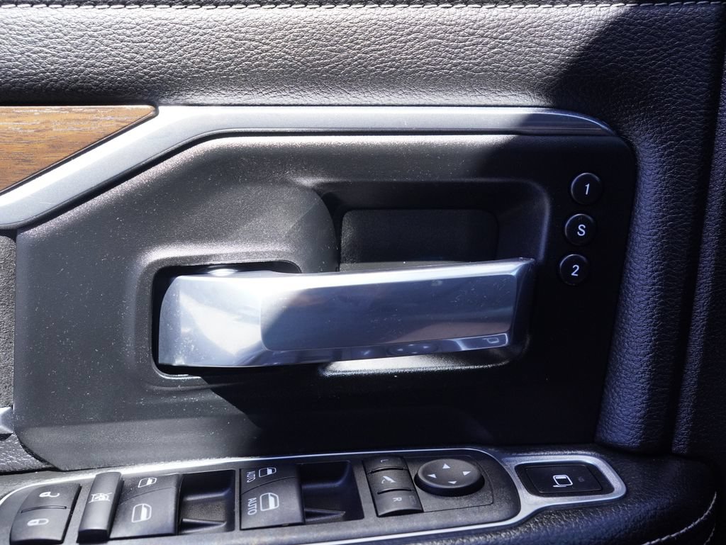 Certified 2022 RAM 3500 Laramie AWD/4WD image 11