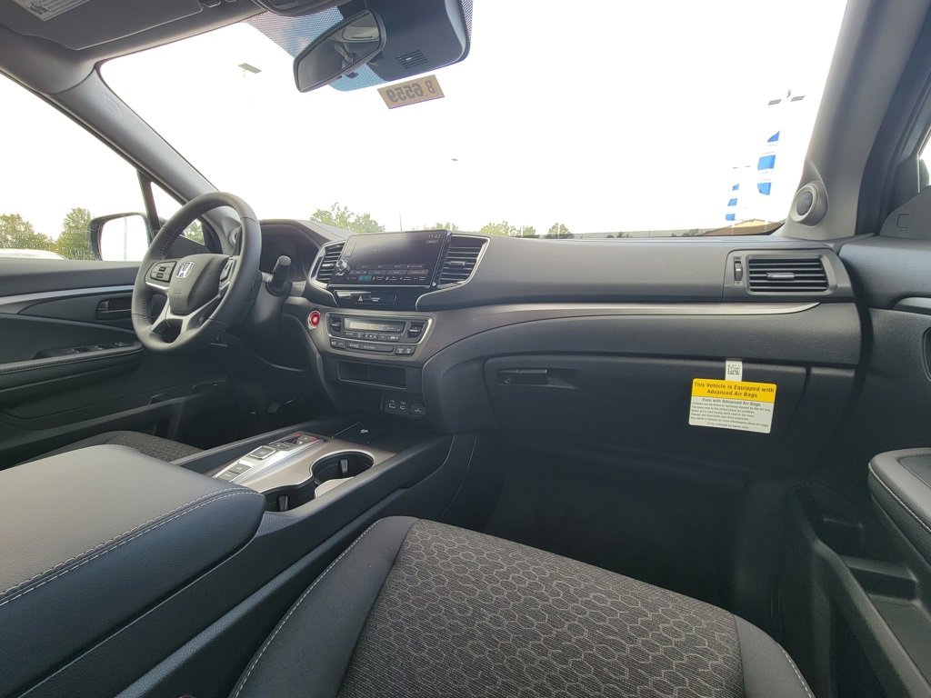 New 2026 Honda Ridgeline Sport image 8
