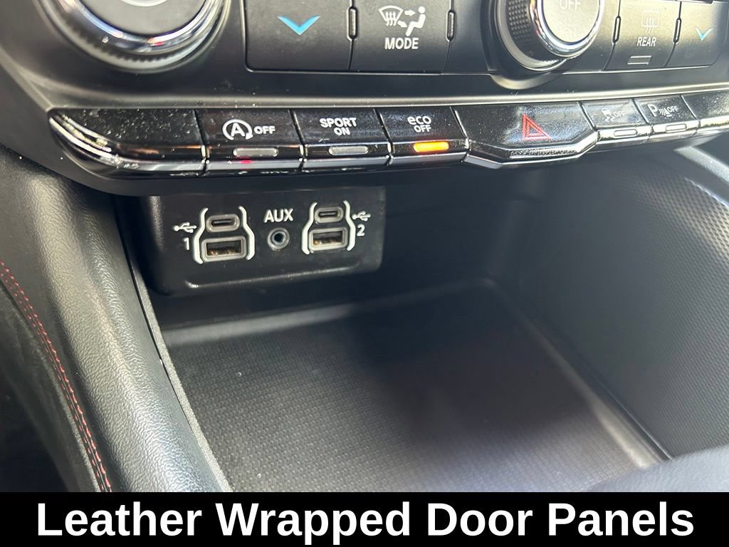 Used 2024 Dodge Durango GT RWD image 23