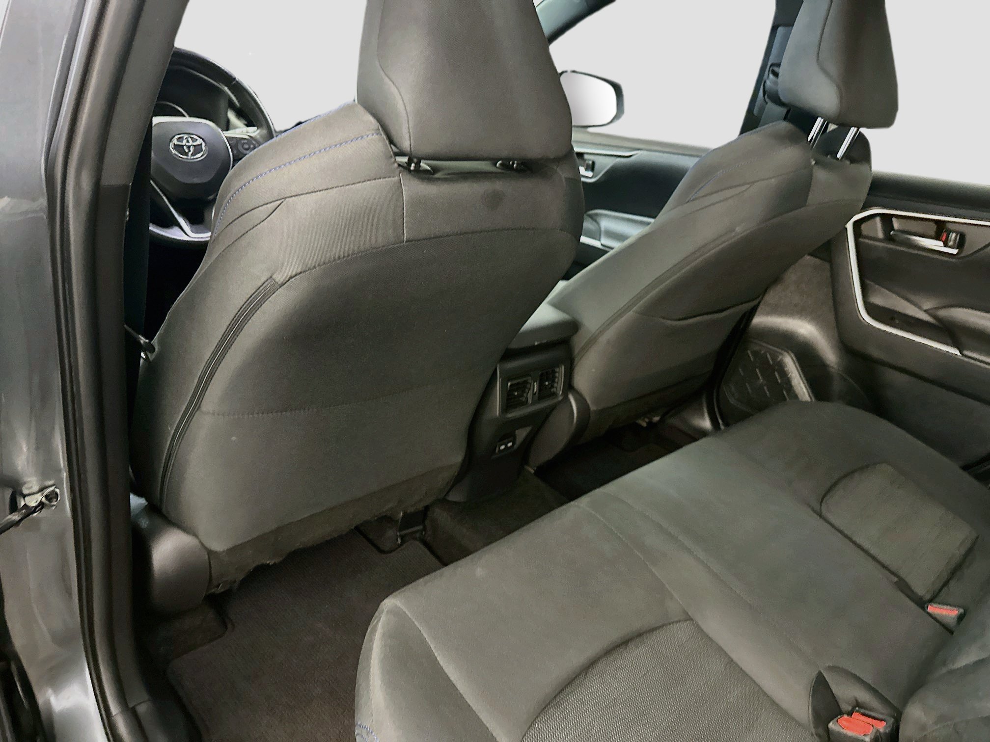 Used 2022 Toyota RAV4 SE w/ Convenience Package AWD/4WD image 29