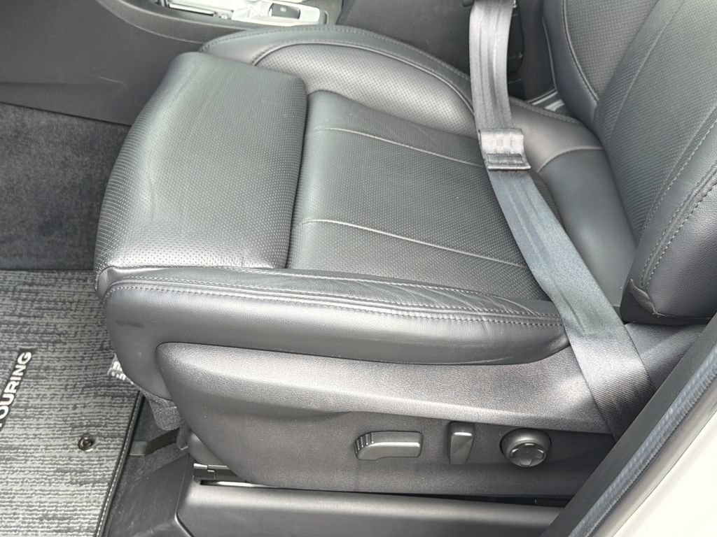 Certified 2026 Subaru Ascent Touring AWD/4WD image 24