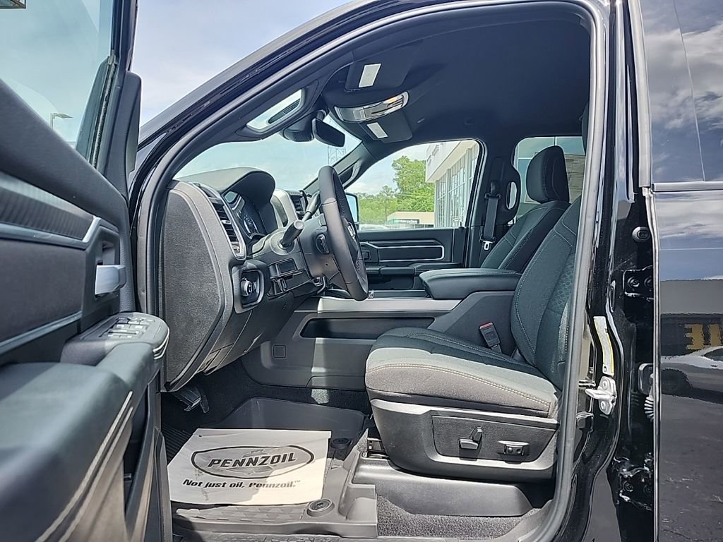 New 2025 RAM 2500 Big Horn image 25
