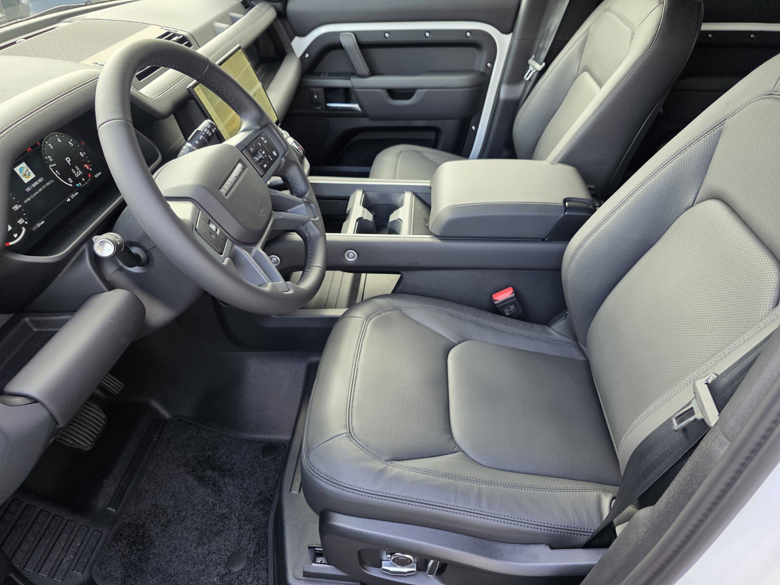 Used 2026 Land Rover Defender 130 S image 10