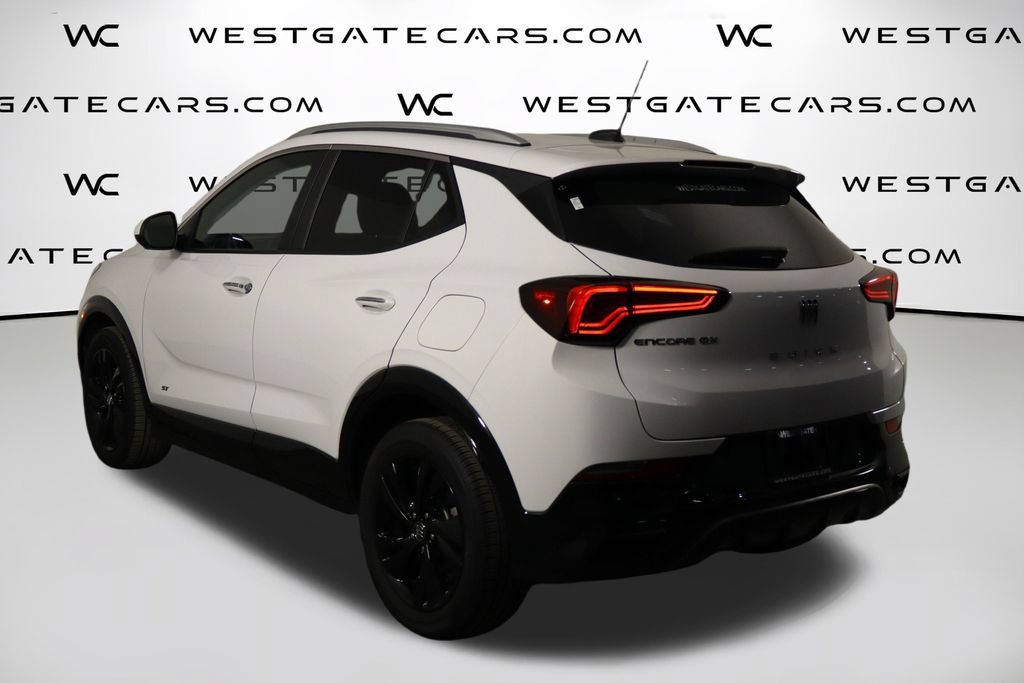 Used 2025 Buick Encore GX Sport Touring w/ Advanced Technology Package FWD image 38
