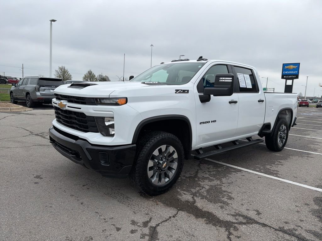 Certified 2024 Chevrolet Silverado 2500 Custom w/ Custom Value Package image 7