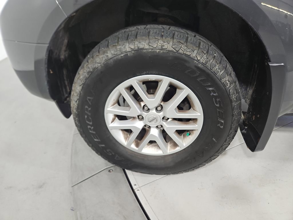 Used 2015 Nissan Frontier SV w/ SV Value Truck Package AWD/4WD image 26