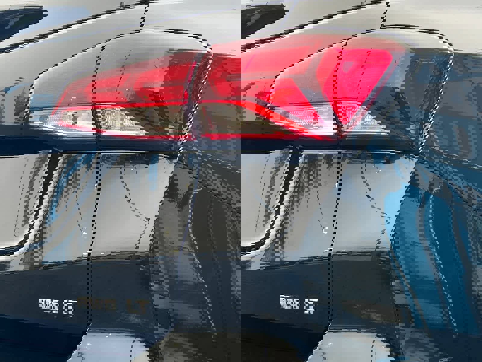 Used 2024 Chevrolet Equinox LT image 26