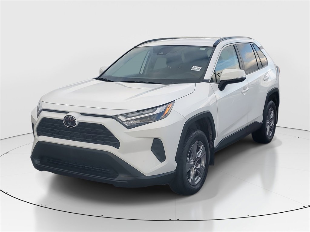 Certified 2025 Toyota RAV4 XLE image 3