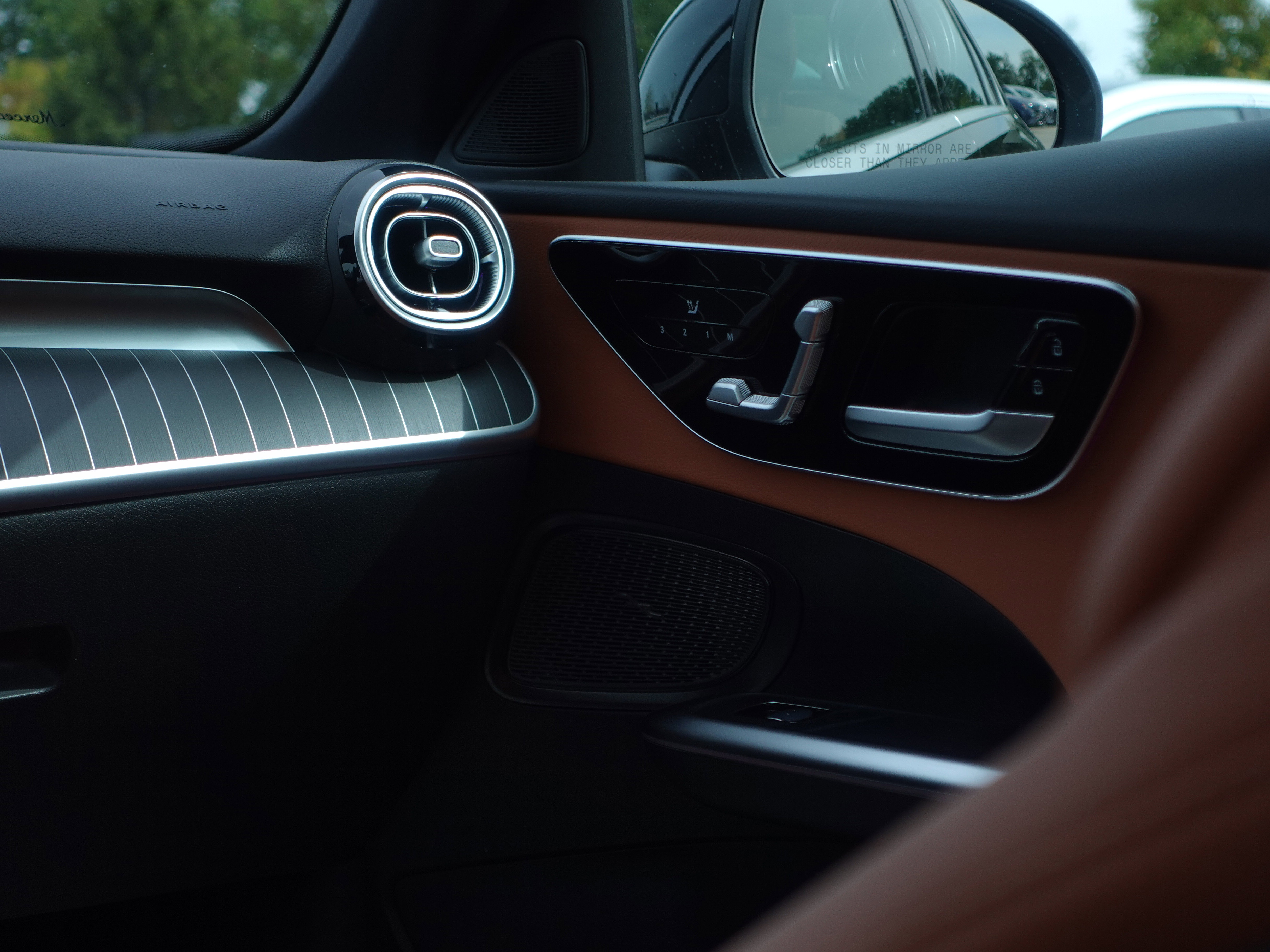 Used 2022 Mercedes-Benz C 300 4MATIC Sedan image 14