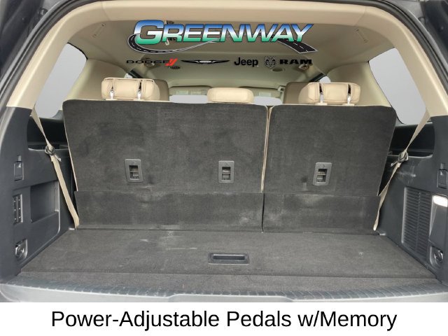 Used 2024 Ford Expedition XLT AWD/4WD image 7