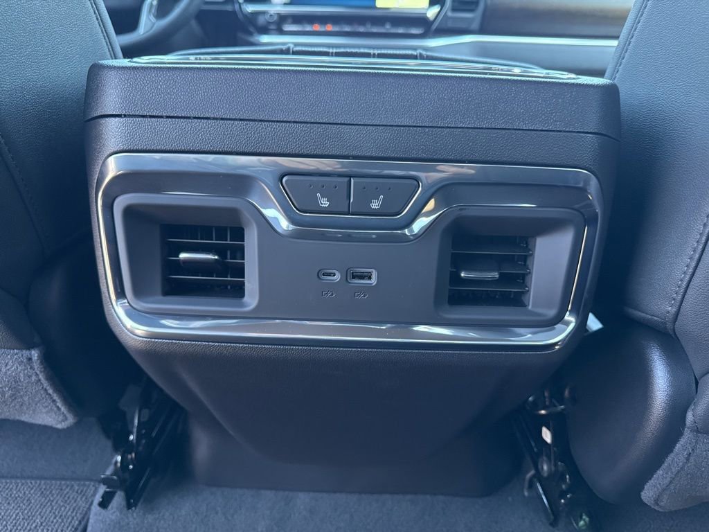 New 2026 Chevrolet Silverado 1500 High Country AWD/4WD image 13