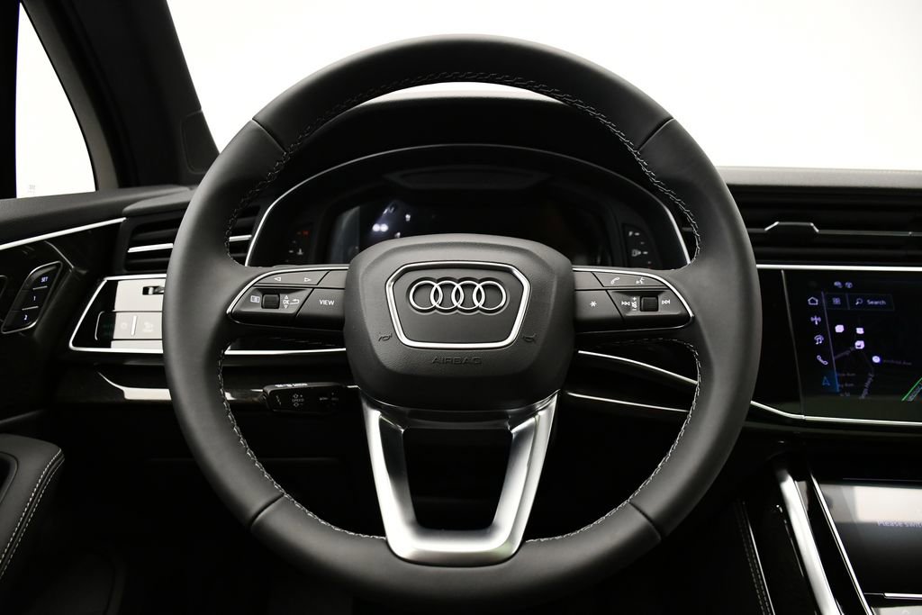 Used 2025 Audi Q7 3.0T Premium Plus w/ Premium Plus Package AWD/4WD image 23