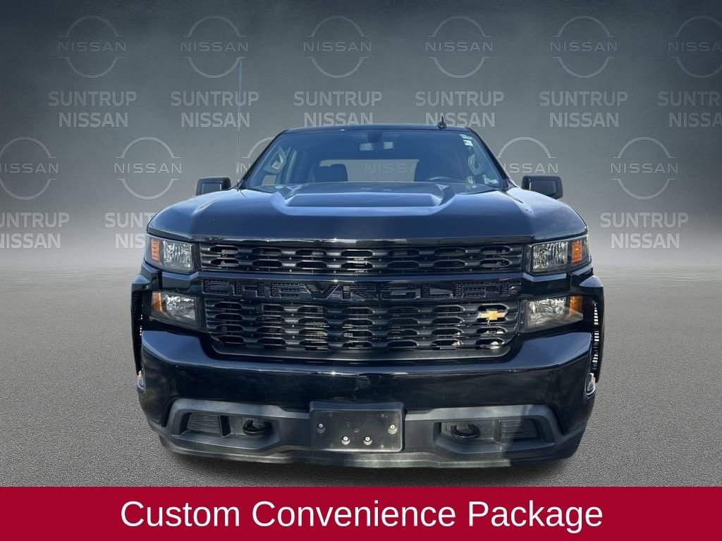 Used 2020 Chevrolet Silverado 1500 Custom w/ Custom Value Package image 11