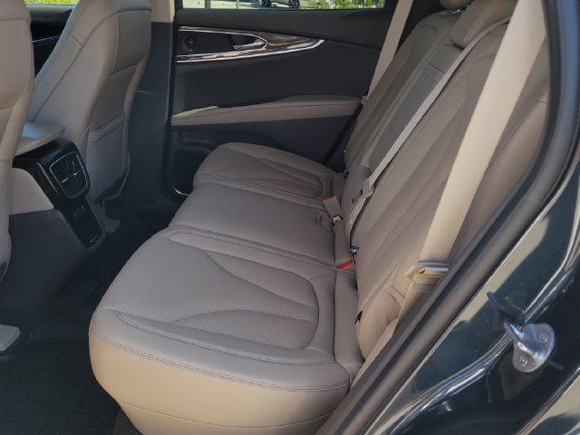 Certified 2023 Lincoln Nautilus Reserve w/ Equipment Group 201A AWD/4WD image 8