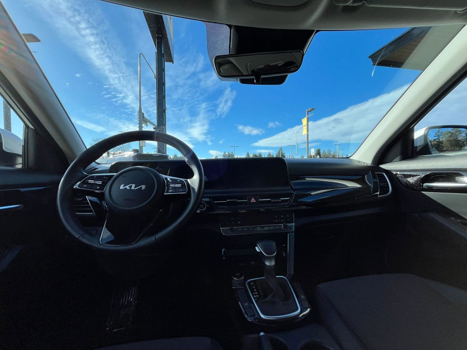 Used 2025 Kia Seltos S image 35