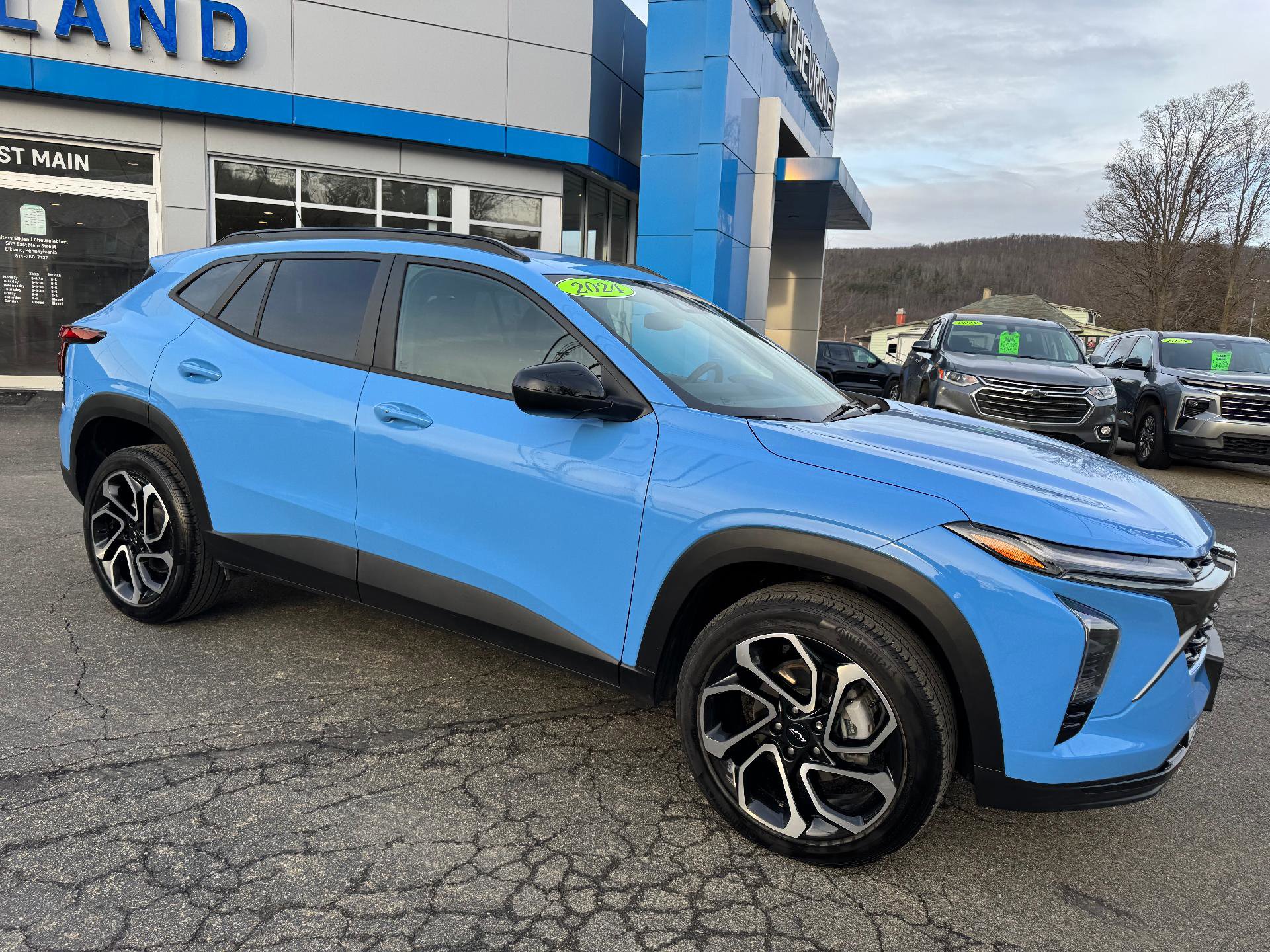 Used 2024 Chevrolet Trax RS w/ Driver Confidence Package image 7