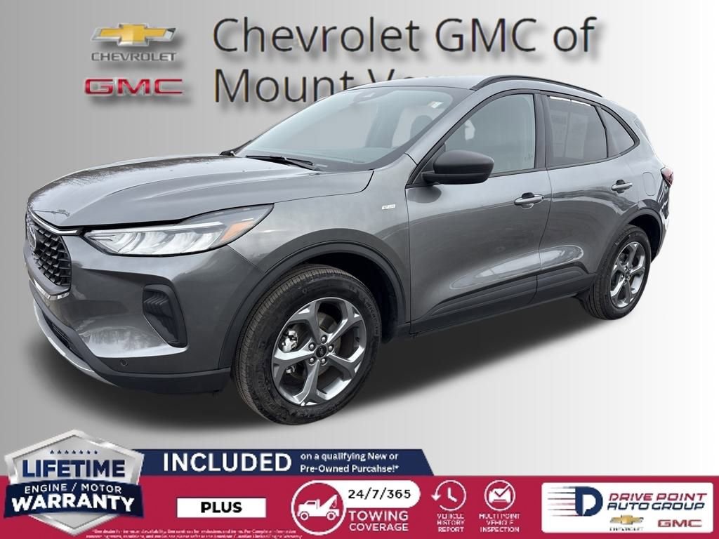 Used 2025 Ford Escape ST-Line image 1