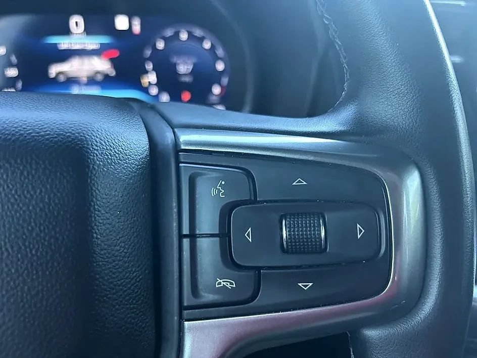Used 2023 Chevrolet Tahoe LT RWD image 17