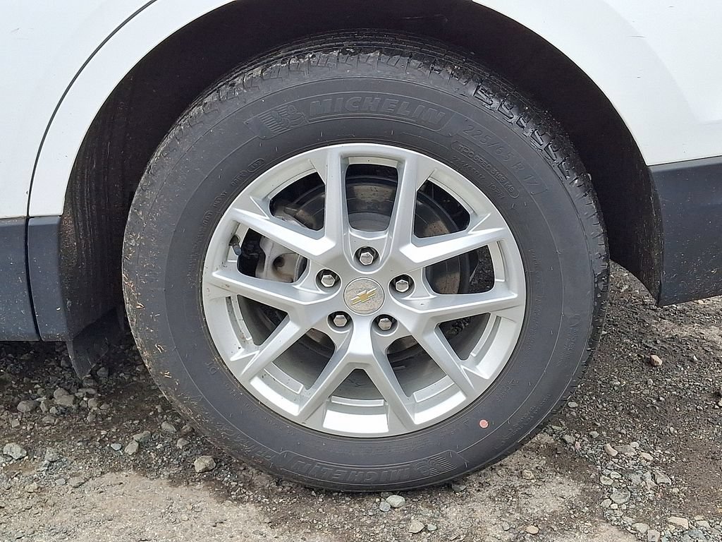 Used 2023 Chevrolet Equinox LS w/ LS Convenience Package FWD image 31