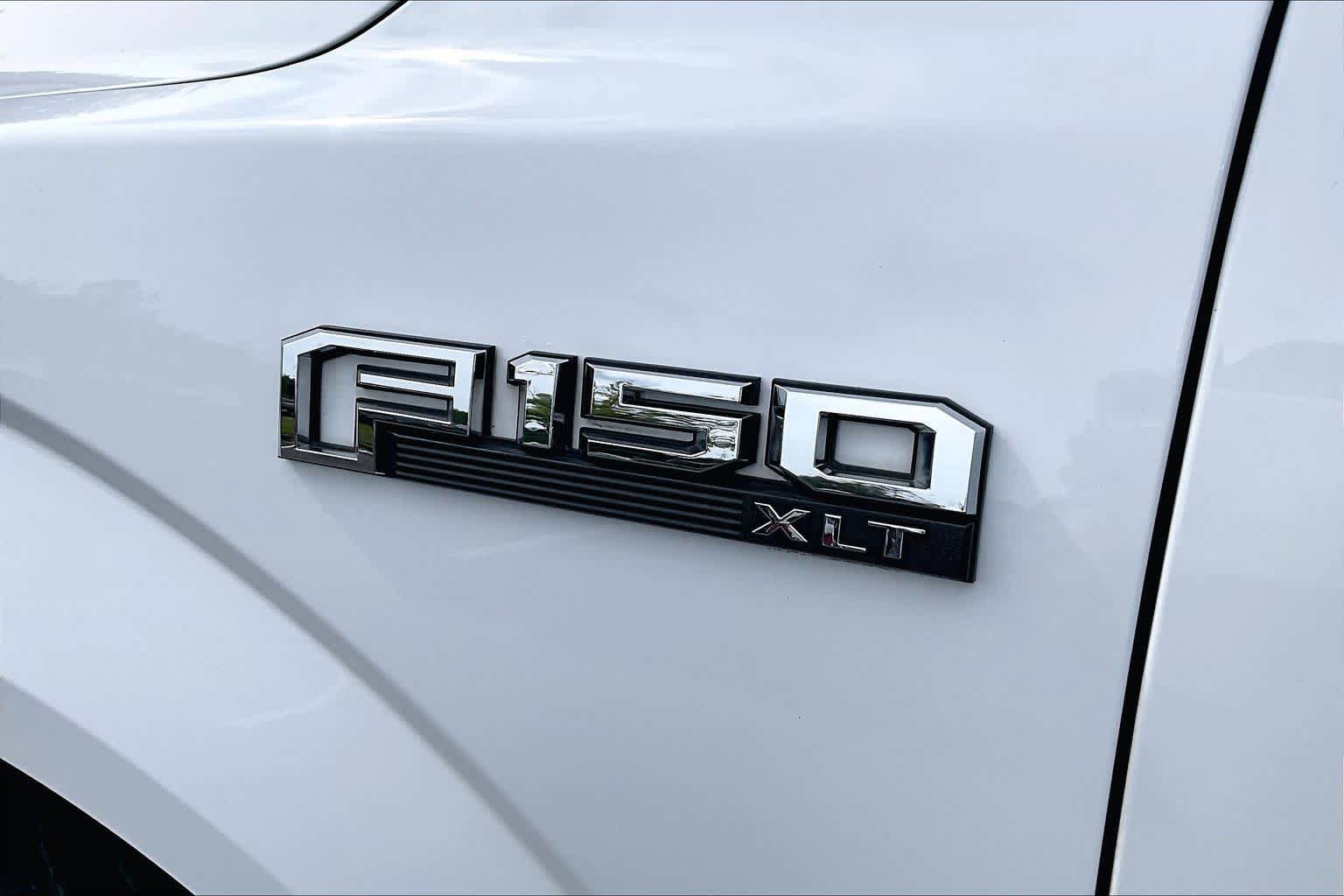 Used 2019 Ford F150 XLT w/ Equipment Group 302A Luxury RWD image 29