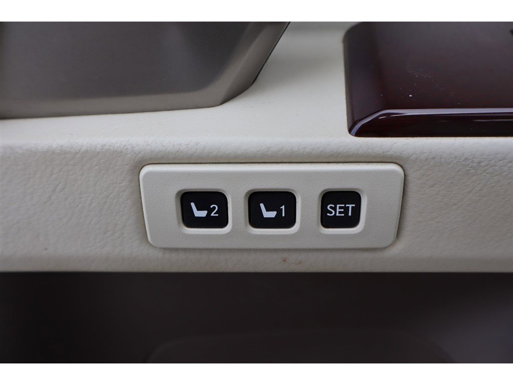 Used 2017 Lexus GX 460 image 43