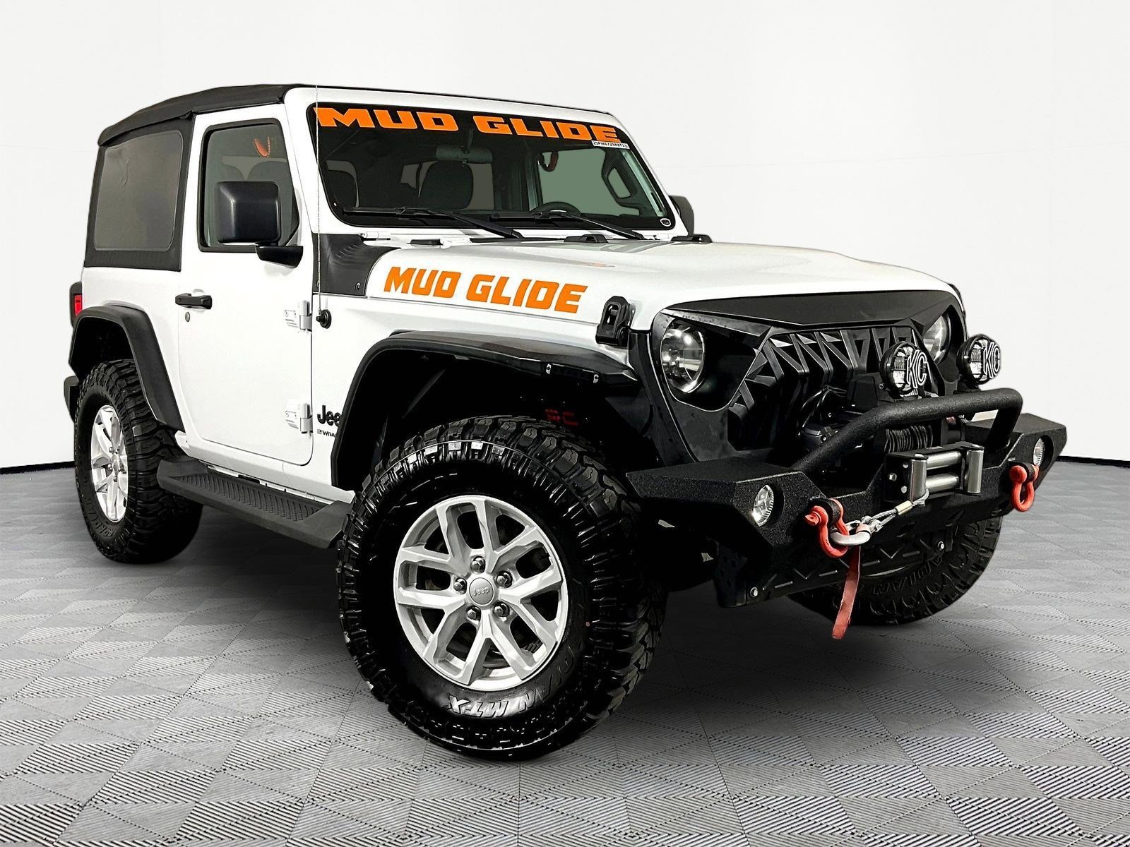 Used 2023 Jeep Wrangler Sport AWD/4WD image 3