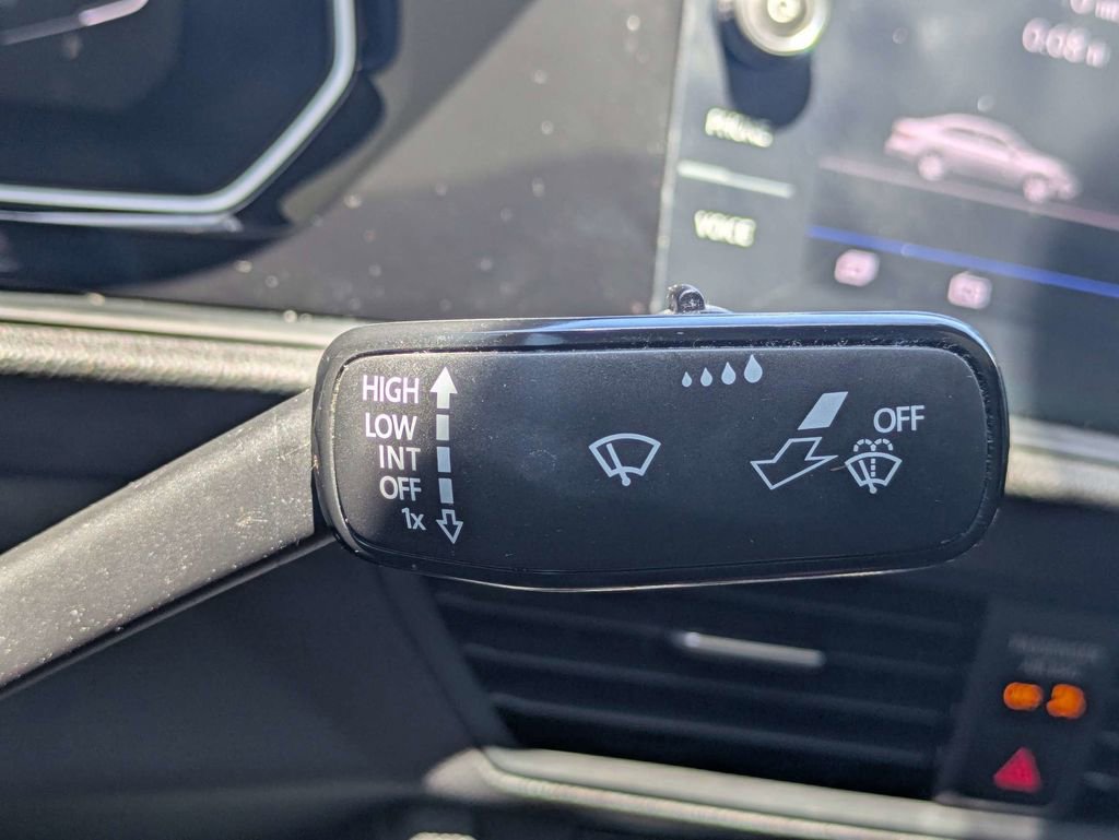 Used 2020 Volkswagen Jetta SEL Premium FWD image 29
