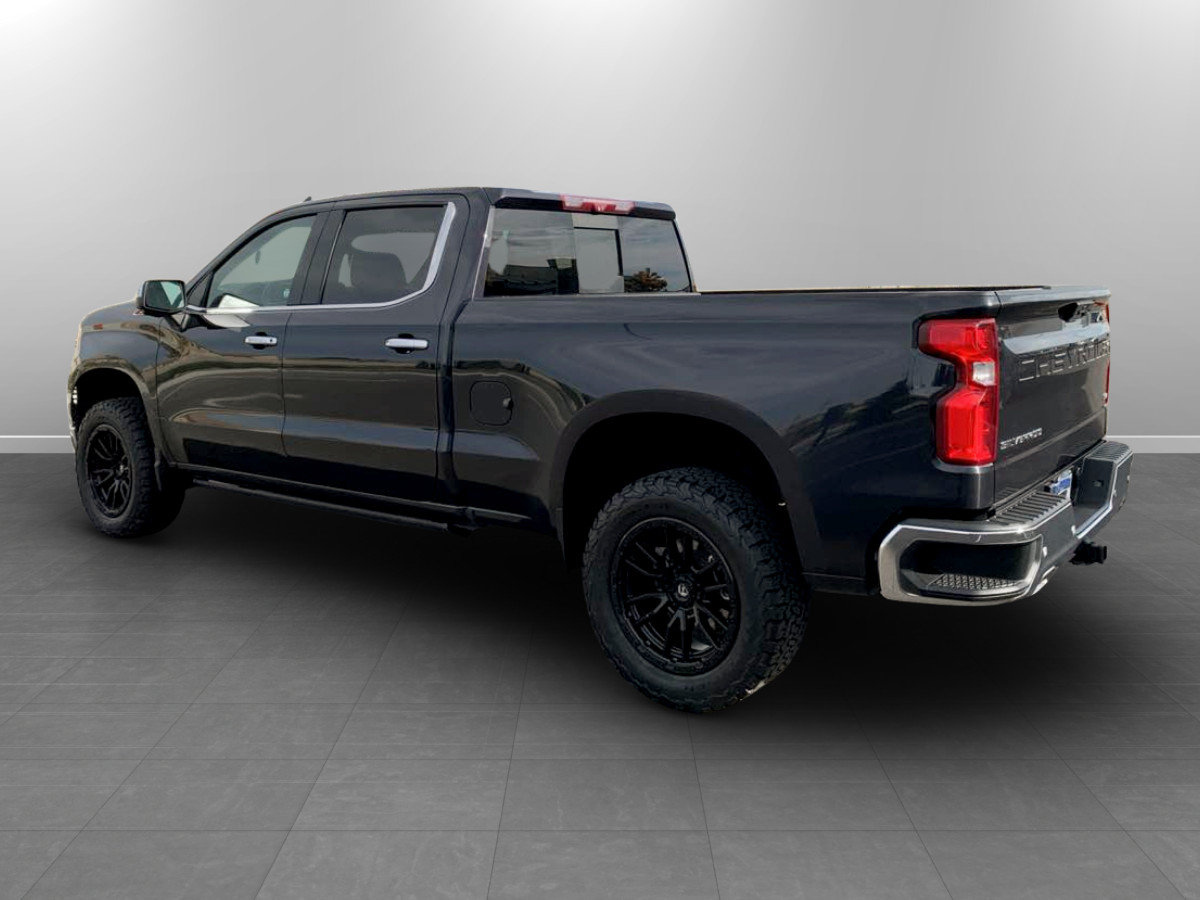 Used 2022 Chevrolet Silverado 1500 LTZ w/ LTZ Premium Package AWD/4WD image 5