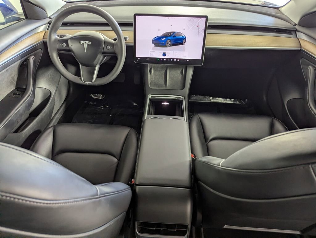 Used 2023 Tesla Model 3 Standard Range image 30