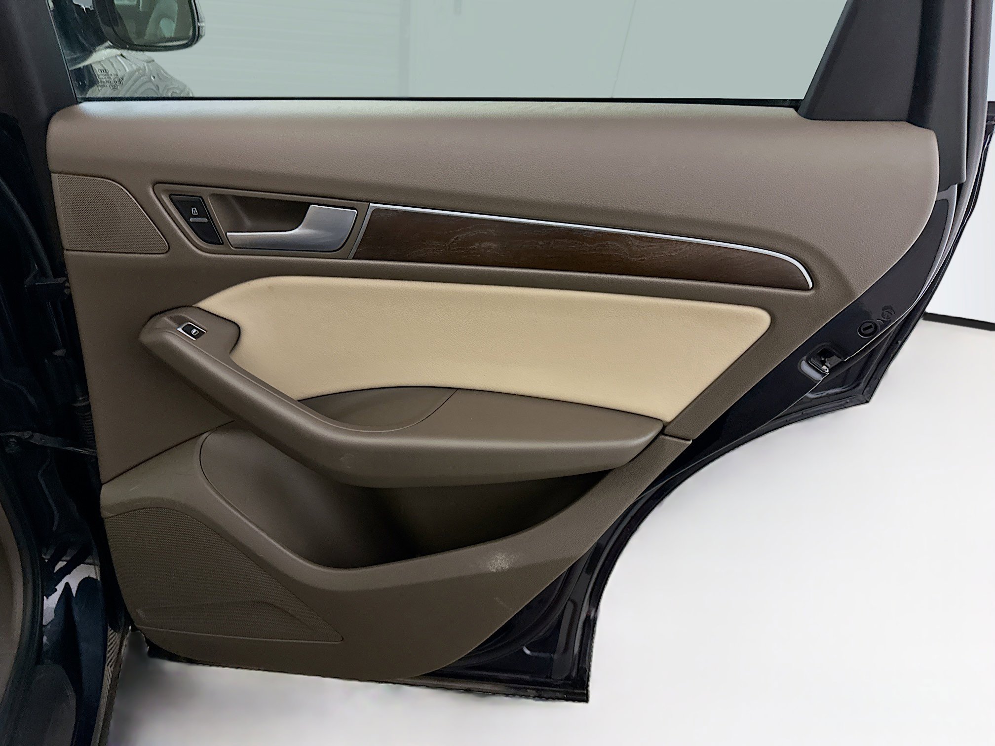 Used 2017 Audi Q5 2.0T Premium image 32