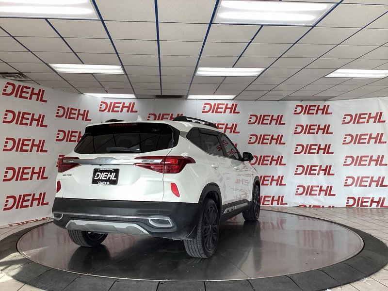 Used 2023 Kia Seltos Nightfall Edition AWD/4WD image 7