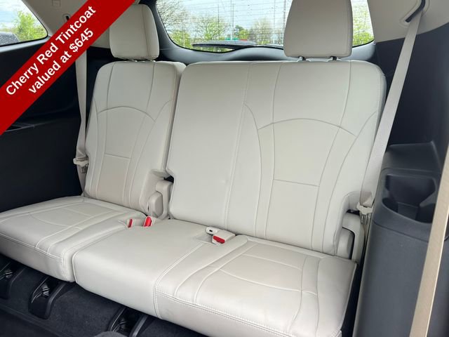 Used 2024 Buick Enclave Essence w/ Experience Buick Package AWD/4WD image 6