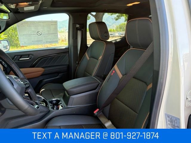 New 2026 GMC Canyon AT4 w/ Technology Plus Package AWD/4WD image 18