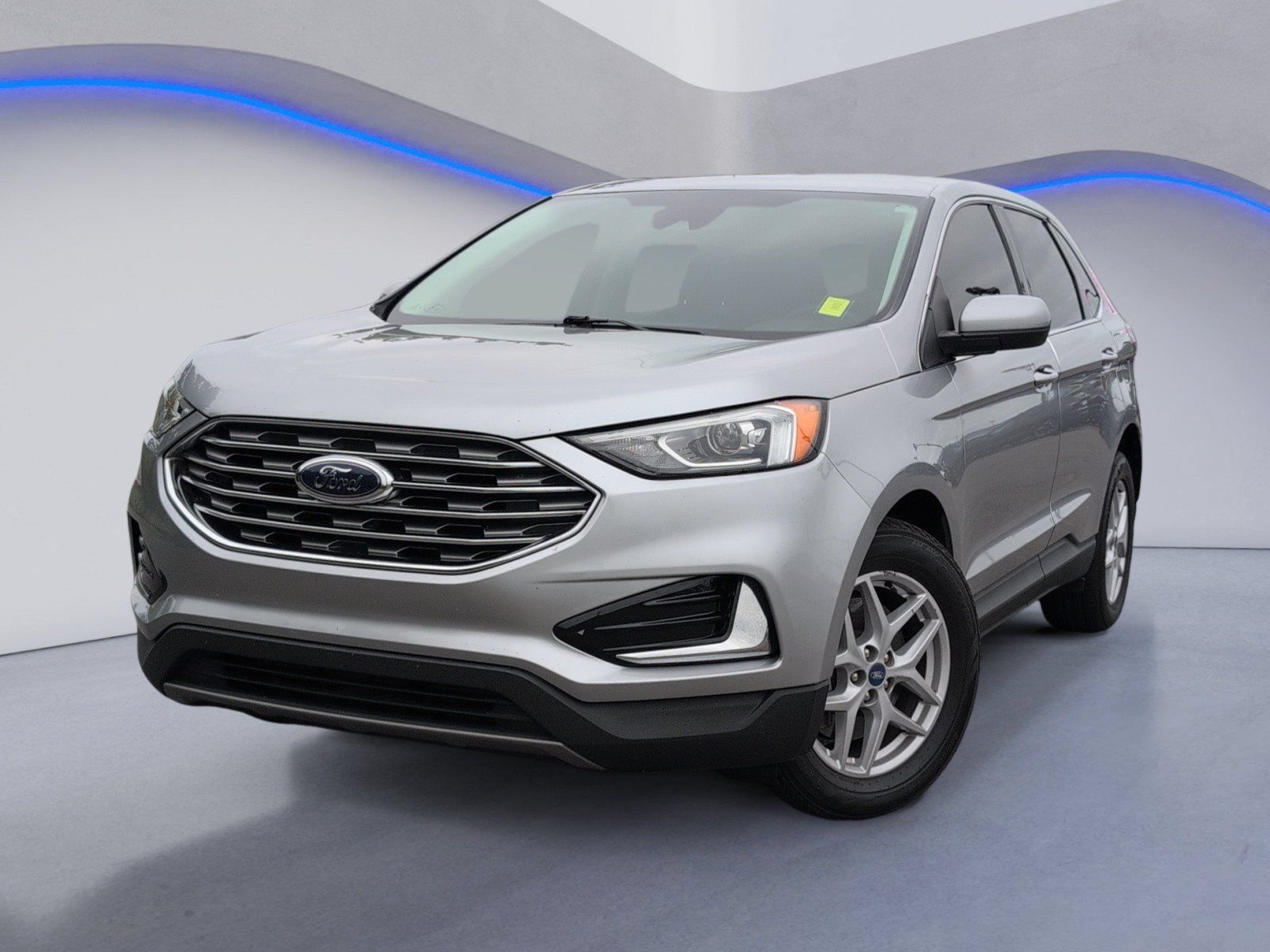 Used 2022 Ford Edge SEL AWD/4WD image 2