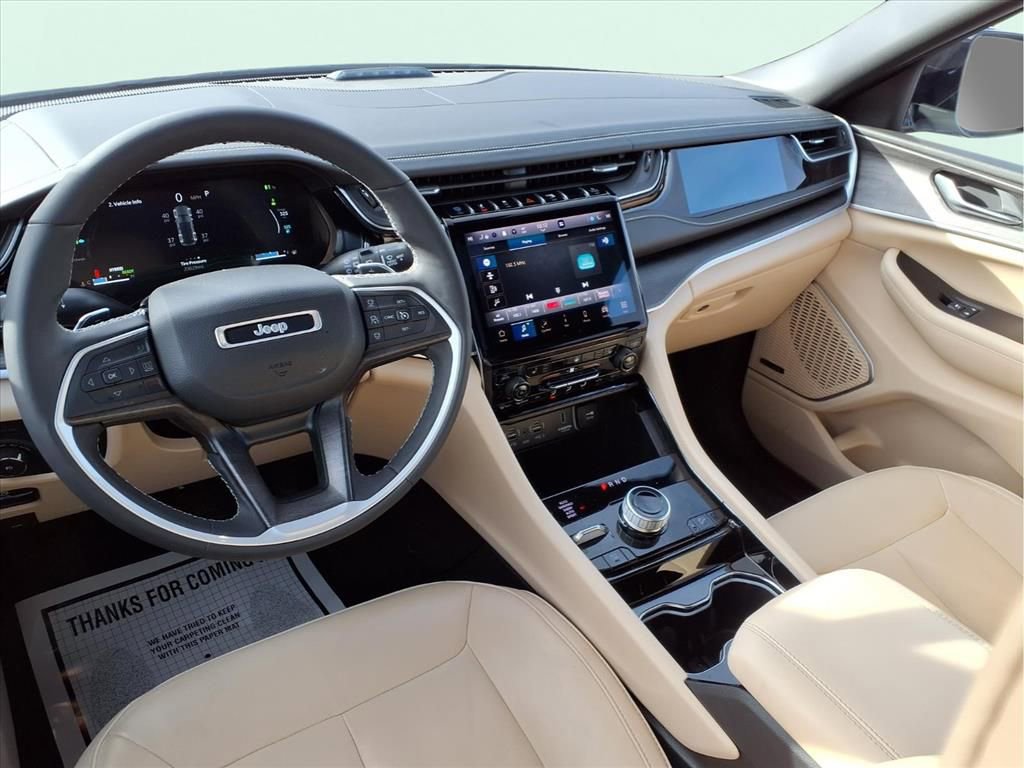 Used 2022 Jeep Grand Cherokee Limited 4xe image 5