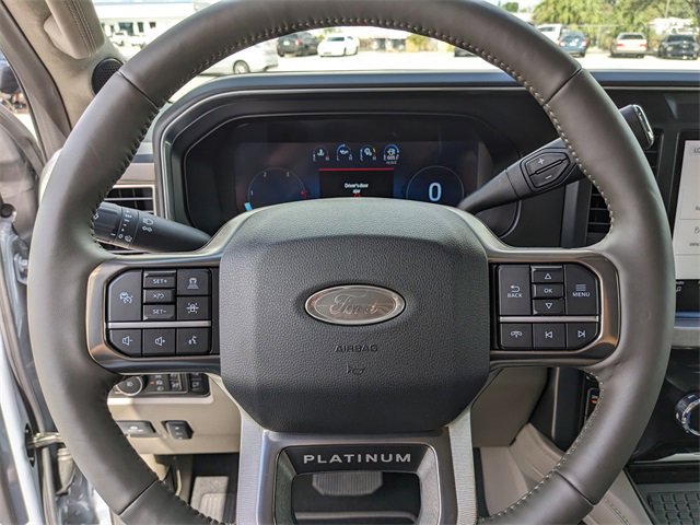 Used 2026 Ford F450 Platinum w/ Platinum Plus Package image 34