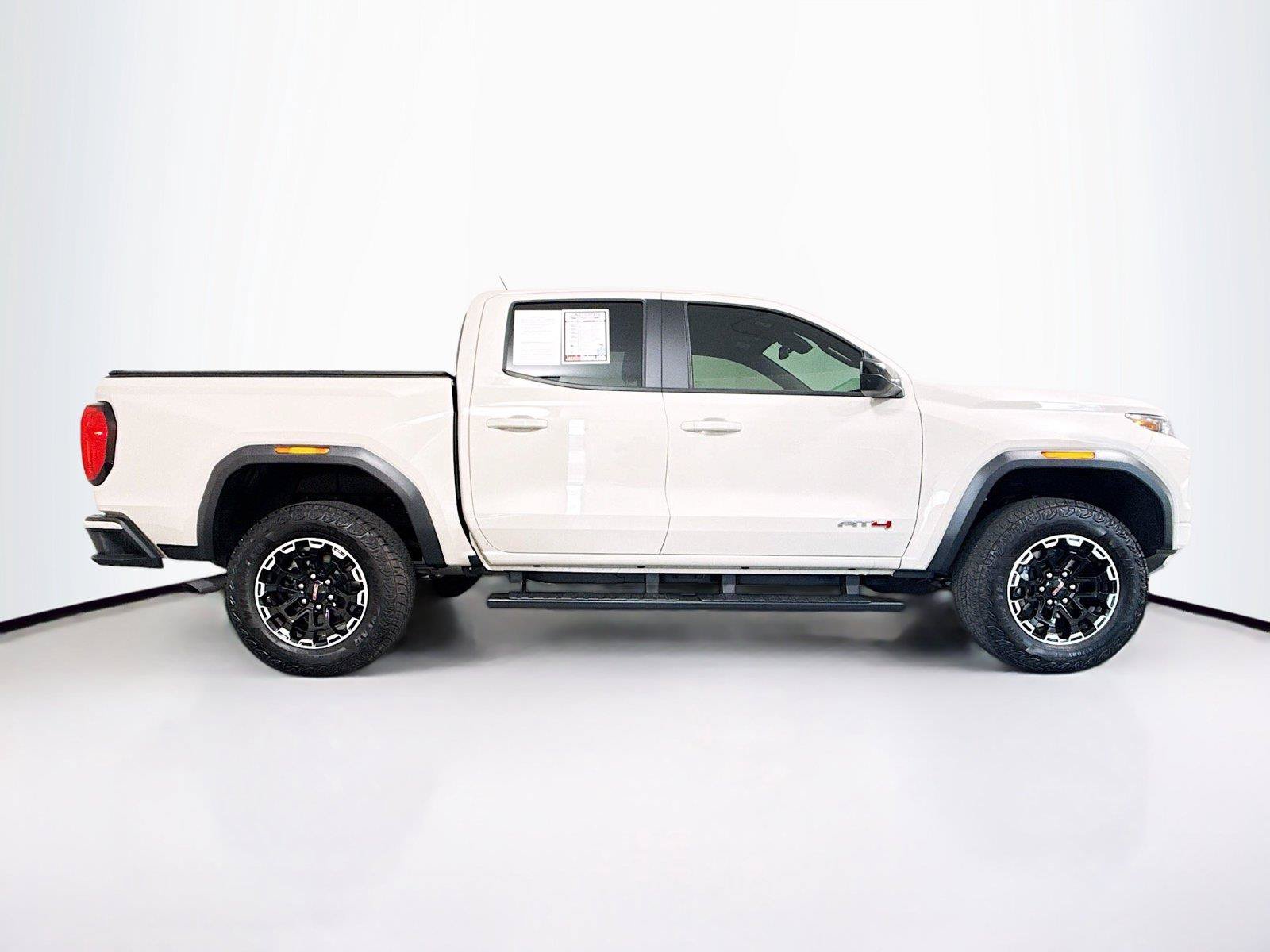 Used 2026 GMC Canyon AT4 AWD/4WD image 31