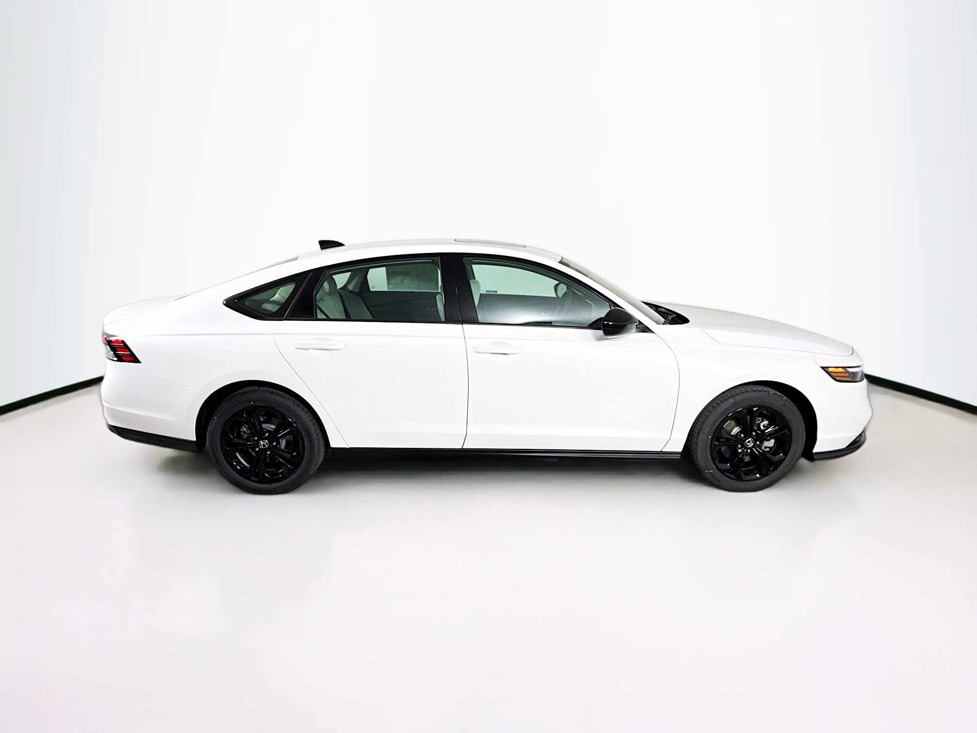 New 2025 Honda Accord SE image 2