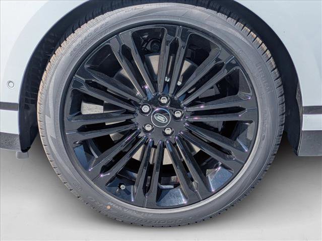 New 2026 Land Rover Range Rover Velar Dynamic SE image 10