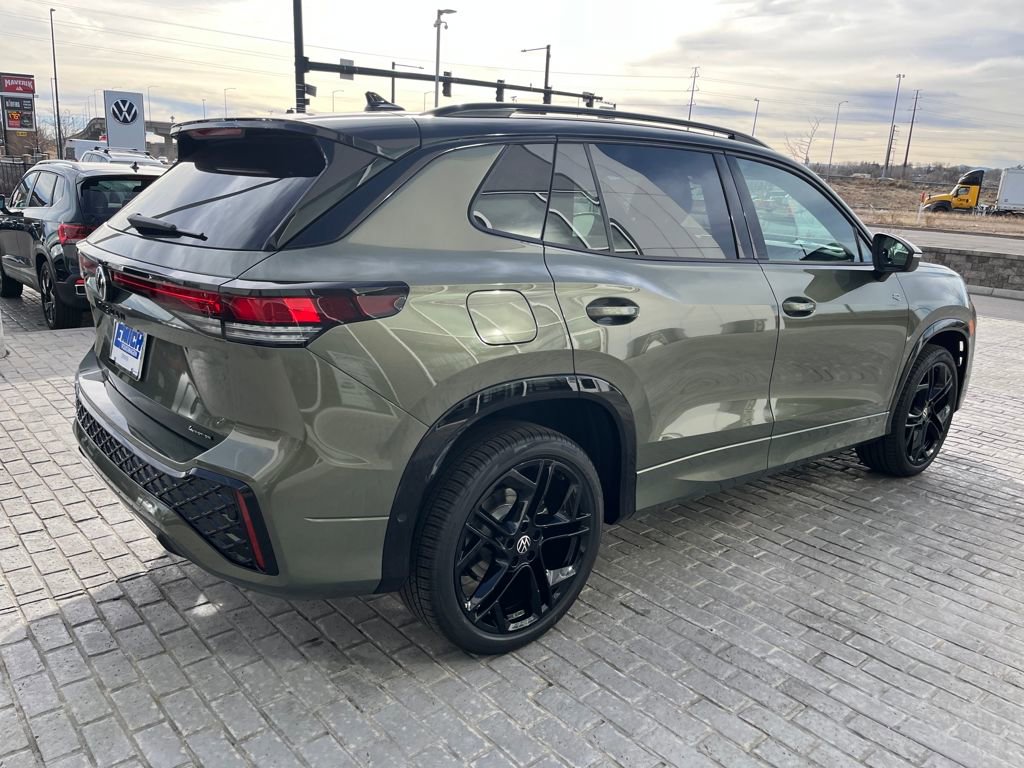 New 2026 Volkswagen Tiguan SE R-Line image 5