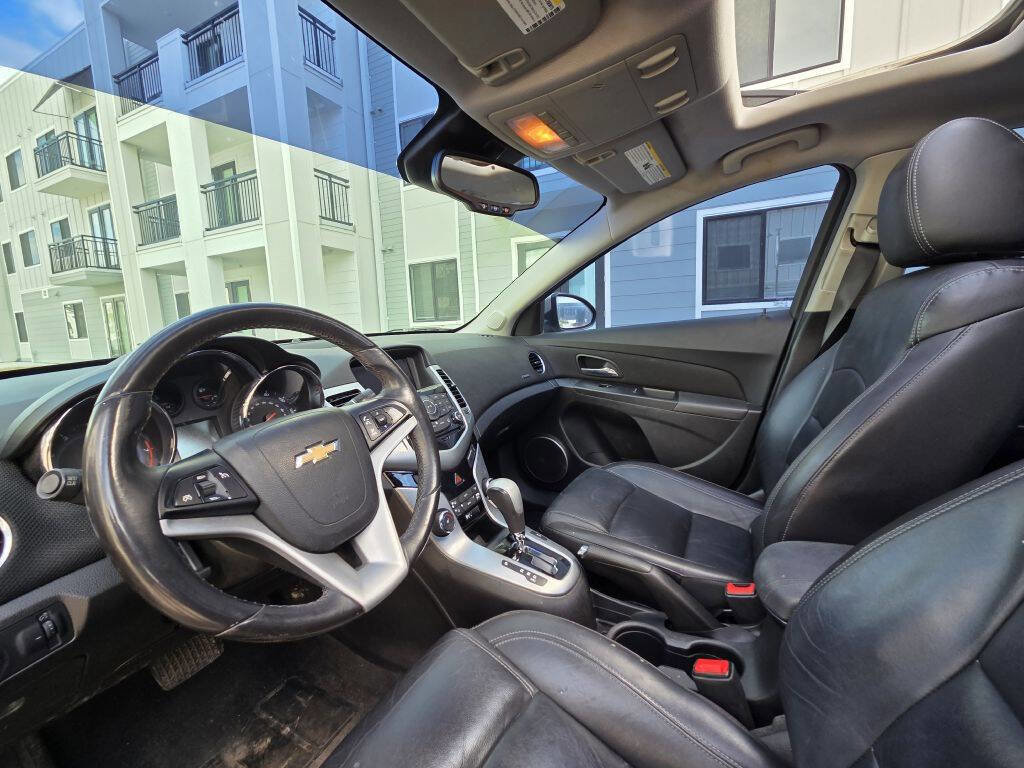 Used 2015 Chevrolet Cruze LTZ w/ Sun, Sound and Sport Package image 35